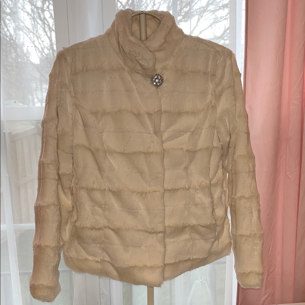 NEW! Dennis Basso Cream Teddy Jacket - Size M
